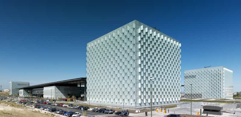 TelefÃ³nica EspaÃ±a overweegt de sluiting van 108 gebouwen als onderdeel van een rationaliseringsstrategie.