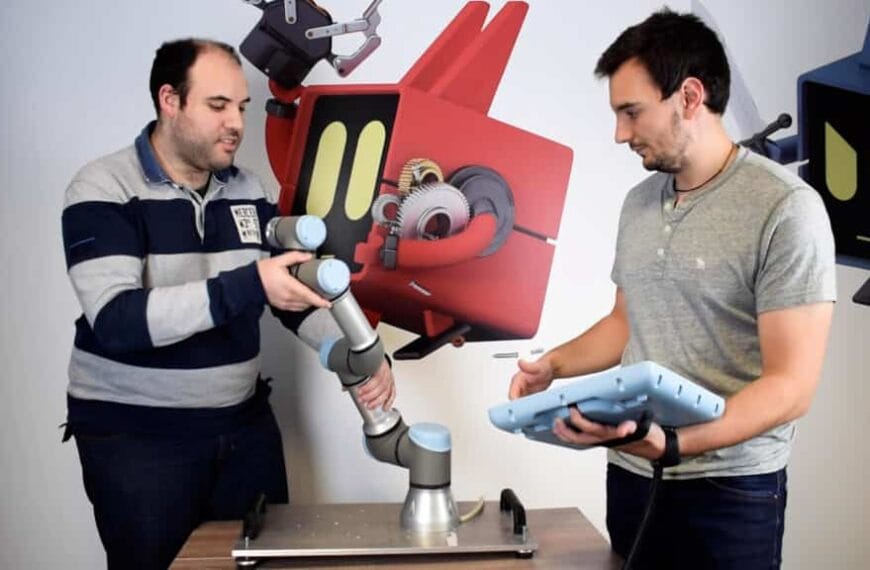 NTT DATA werkt samen met NVIDIA en FANUC Duitsland om een digitaal tweelingbroertje van robotarmen te creÃ«ren voor gebruik in de industrie van digitalisering.