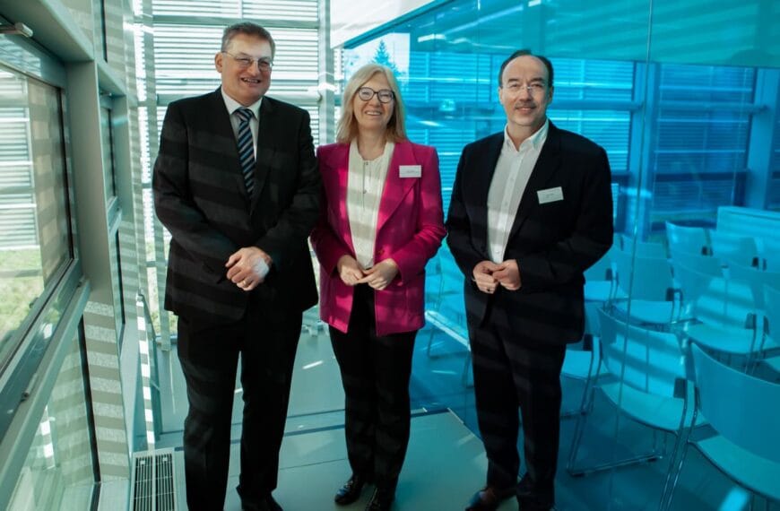 De Universiteit van Stuttgart en Hewlett Packard Enterprise zullen een exascale supercomputer bouwen.