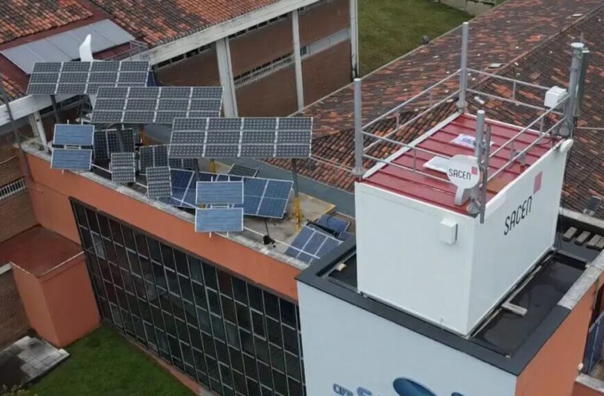 Innovatie in Telecommunicatie: Verkennen van de mogelijkheden van de waterstofcelcabine van Sacen
