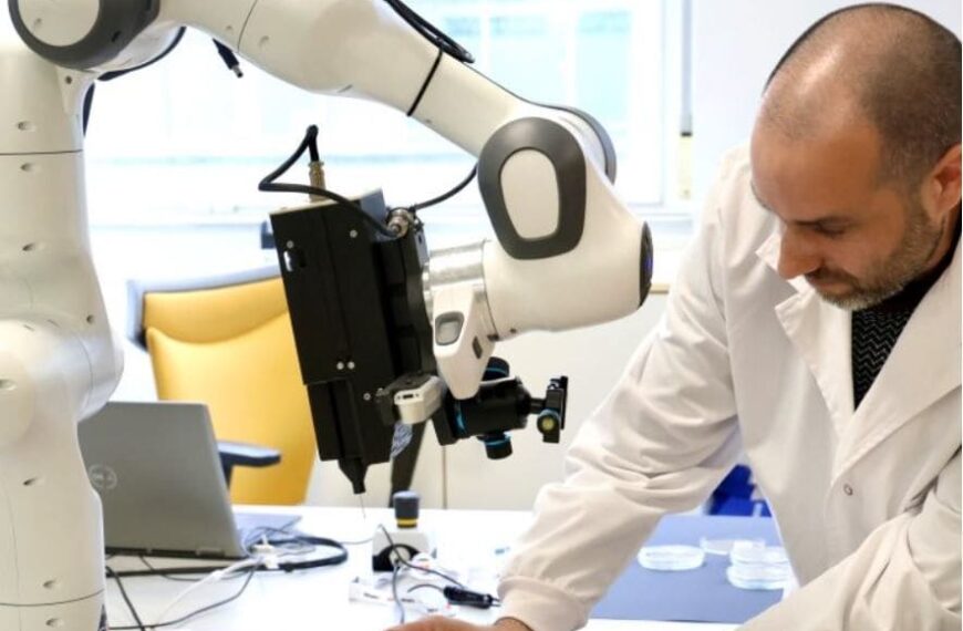 TECNALIA zet in op collaboratieve robotica in de gezondheidszorgsector.