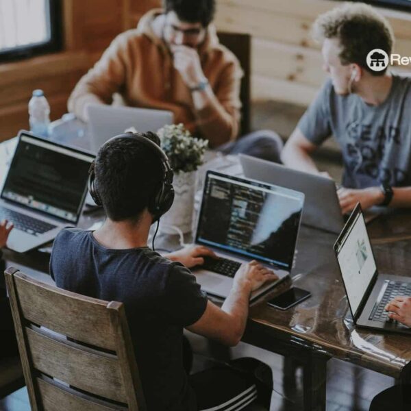 IT-talentbeheer in 2025: Generatieve AI en de urgentie van reskilling, volgens Info-Tech Research Group