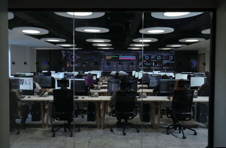 Onthullen uitdagingen met zichtbaarheid in security operations centers volgens Anomali