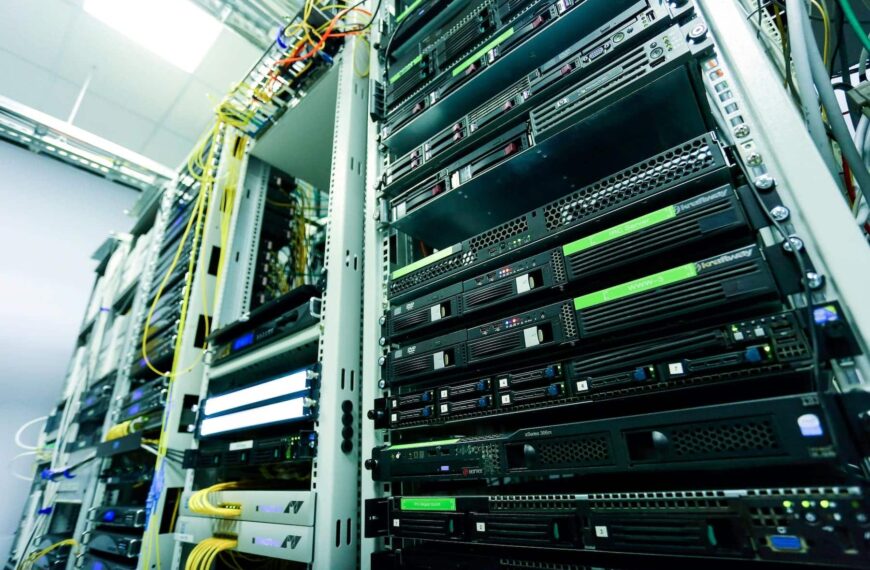 Rackkasten in Datacenters