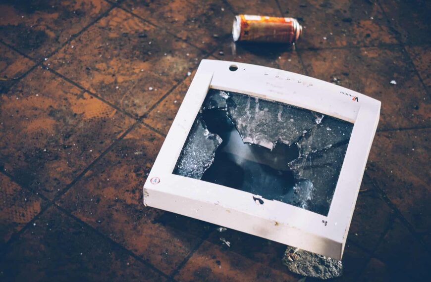 Diensten voor het vernietigen van harde schijven voor datacenters: Veiligheid en efficiÃ«ntie