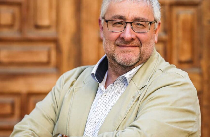 Arrow kondigt wereldwijde beschikbaarheid aan van ArrowSphere Assistant, hun AI-assistent voor cloudsoftwarebeheer.