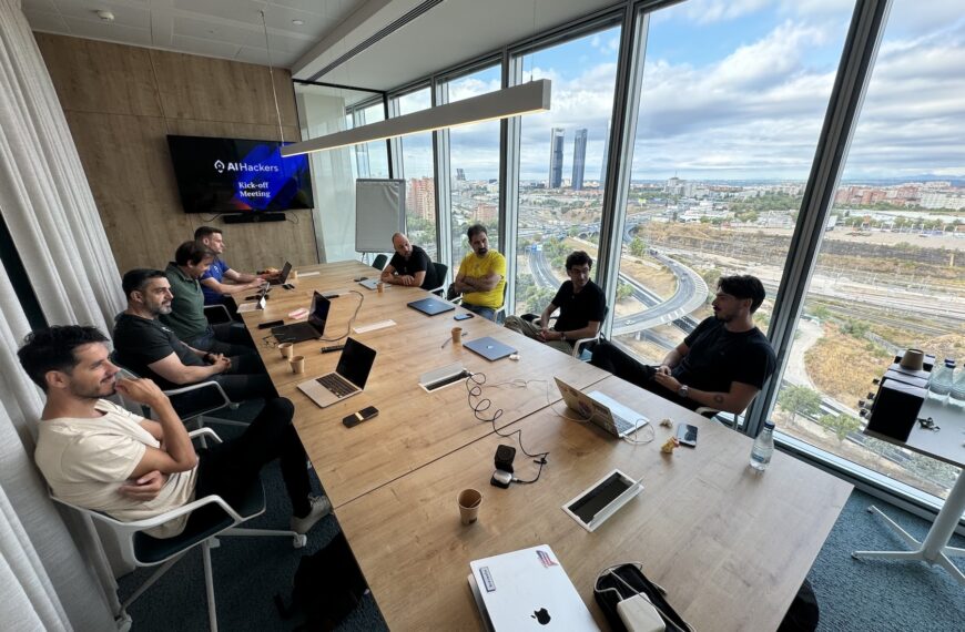 Product Hackers lanceert AI Hackers: nieuwe business intelligence-tak om bedrijfsgroei te stimuleren.