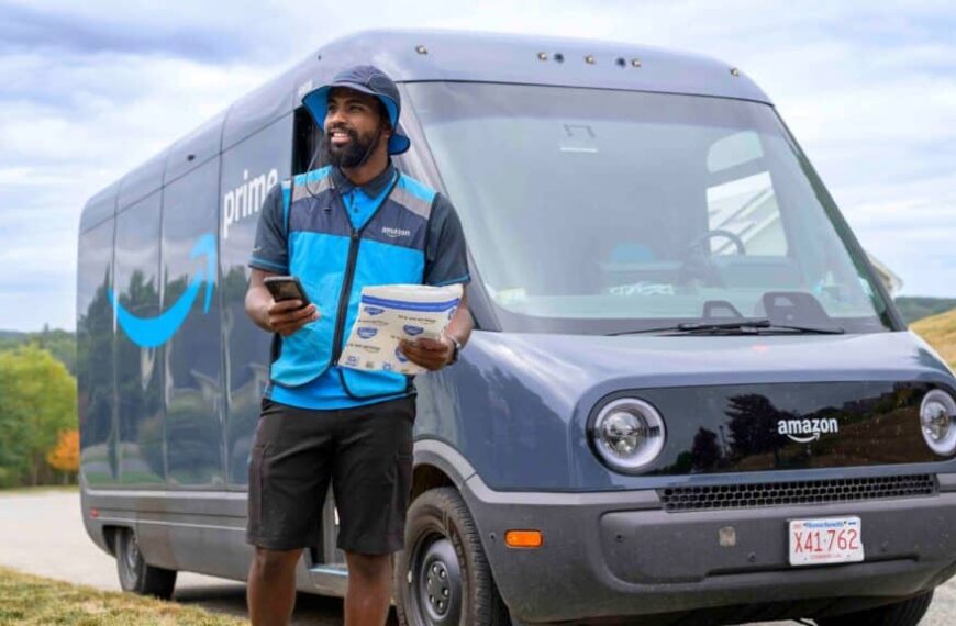 Amazon revolutioneert de bezorging met VAPR, zijn nieuwe AI-systeem voor het versnellen van de pakketdistributie.