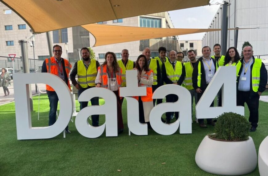 De ontbijtbijeenkomsten “Desayunos en la Nube” brengen experts uit de technologische sector samen in het ultramoderne datacenter van Data4.