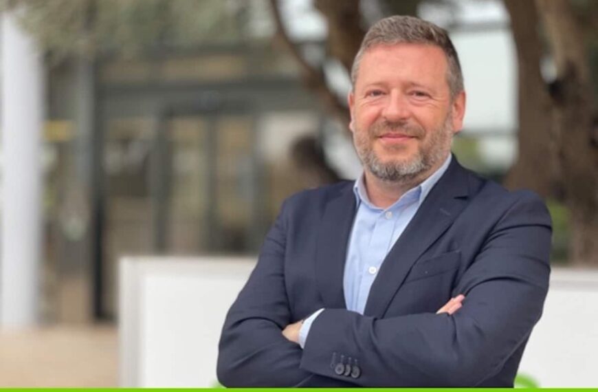 Vicente HernÃ¡ndez, nieuwe commercieel directeur van acens, om zijn groei op de Cloud-markt te leiden.