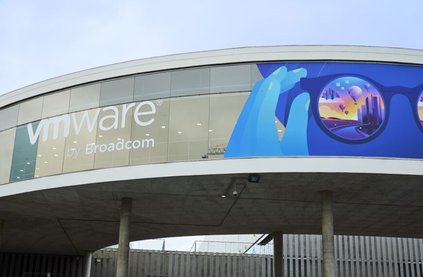 Broadcom stimuleert de modernisering van zakelijke IT met nieuwe oplossingen gepresenteerd op VMware Explore 2024.