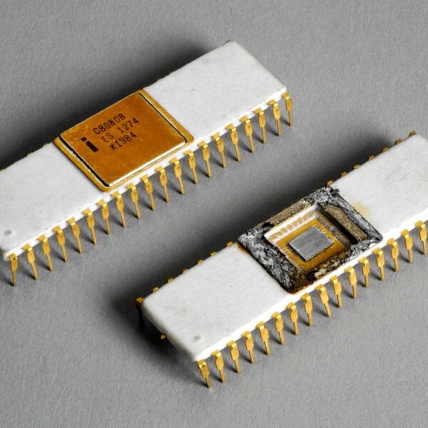 50 Jaar van de Intel 8080: De microprocessor die de technologie revolutioneerde