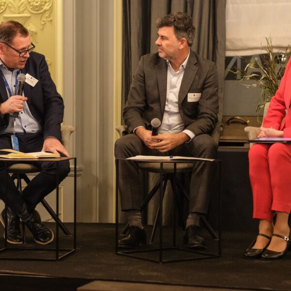 Datacenters: De Fundamentele Pijler van de Digitale en Energiestransitie in Europa