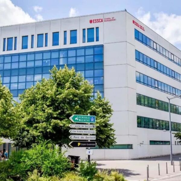 ESSCA Introduceert MIM & Business Engineering in Samenwerking met IBM en Dassault SystÃ¨mes