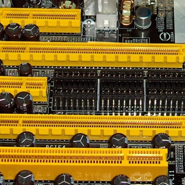 PCI Express Verbindingen: Verschillen en Prestatie van x16, x8, x4 en x1