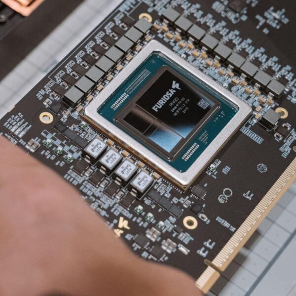 Is de chiparchitectuur van FuriosaAI echt innovatief of slechts een verbeterde systolische matrix?