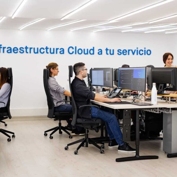 Clouding.io Overstijgt 5,5 Miljoen Euro in Omzet in 2024 en Kondigt Nieuwe Verbeteringen aan voor 2025