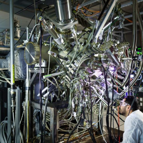 Revolutie in Chipkoeling: Maxwell Labs en Sandia Zet In op Lasertechnologie voor de Toekomst van Computerkoeling