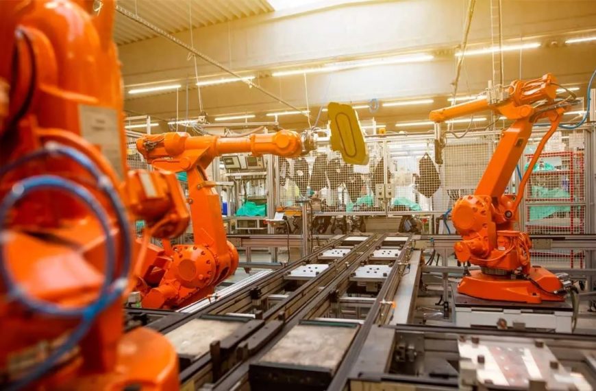 Industriële Cybersecurity: De Fysieke Wereld Beschermen Tegen Nieuwe Hybride Bedreigingen