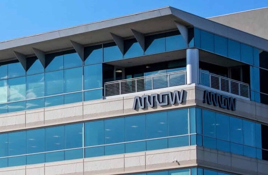 Arrow Versterkt Zijn Toewijding aan Cybersecurity met ISO 27001 Certificering