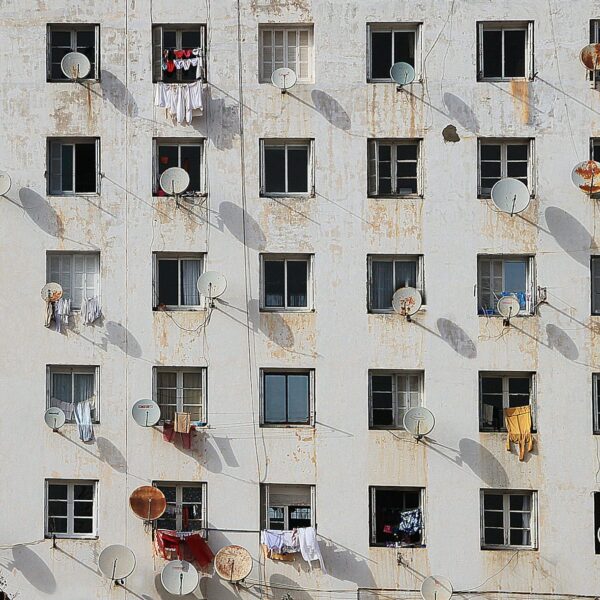 Remote Management en Connectiviteit: Het Nieuwe Tijdperk van Slimme Gebouwen