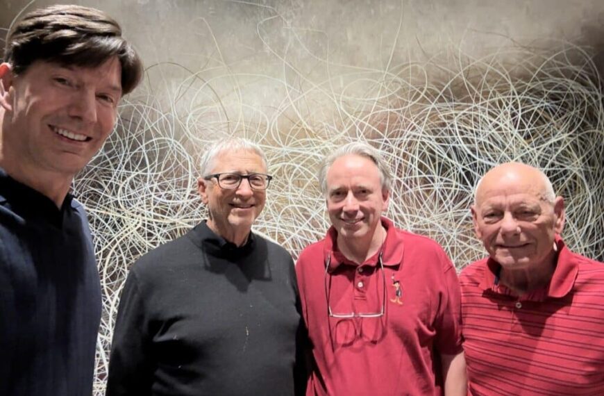 Een Historisch Diner: Bill Gates en Linus Torvalds Voor Het Eer Eerst Samen
