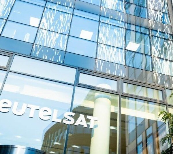 Eutelsat Versterkt Ruimte-investe ring met 1,35 Miljard Euro Kapitaalverhoging
