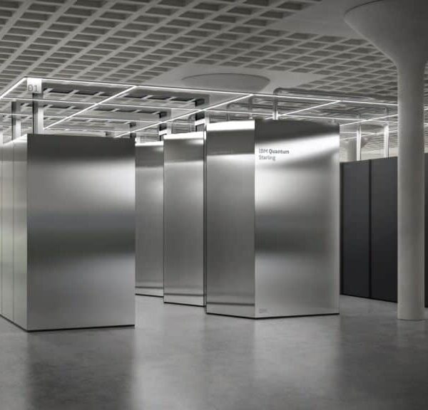IBM kondigt de bouw aan van ’s werelds eerste op grote schaal fouttolerante quantumcomputer in nieuw quantum datacentrum