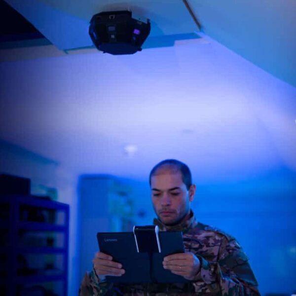 pureLiFi Lanceert Kitefin XE: De Nieuwe Generatie LiFi voor Veilige Communicatie in Defensie en het Bedrijfsleven