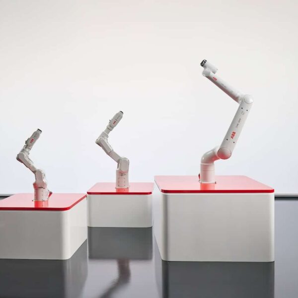 ABB Versterkt Leiderschap in Robotica in China met Drie Nieuwe Robotfamilies voor de Lokale Industrie