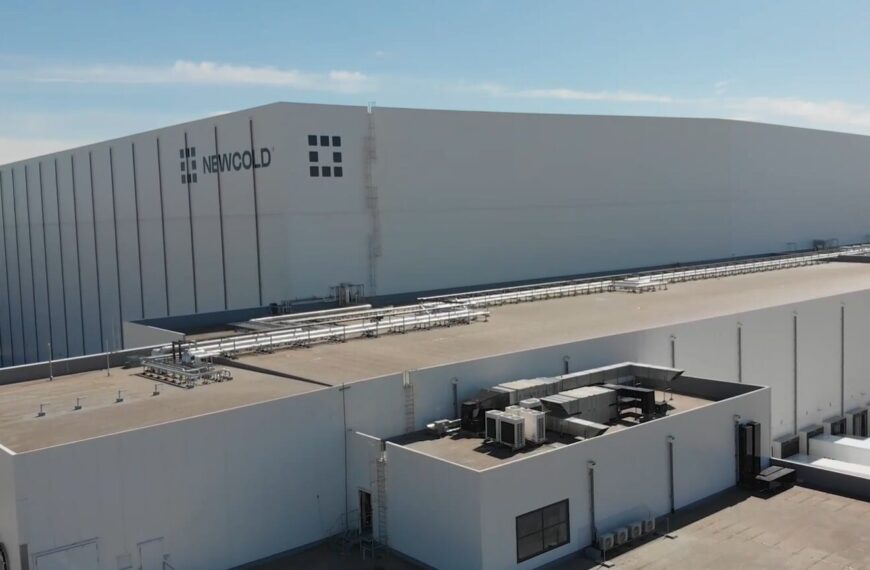 NewCold Verdubbelt Koelcapaciteit in Corby met de Hulp van Star Refrigeration