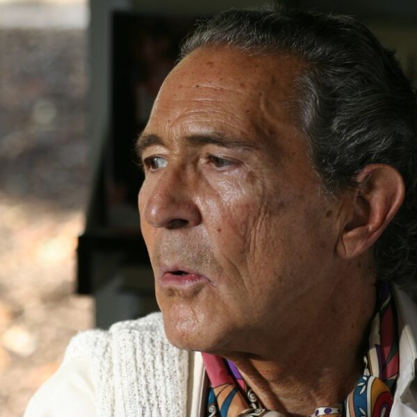 Antonio Gala en de Digitale Profetie: Wanneer Kunstmatige Intelligentie Onze Tijd Vult, Niet Onze Gelukkigheid