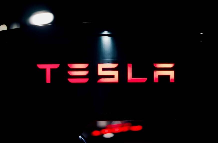 Tesla en Samsung sluiten historische alliantie voor de productie van AI-chips in de VS