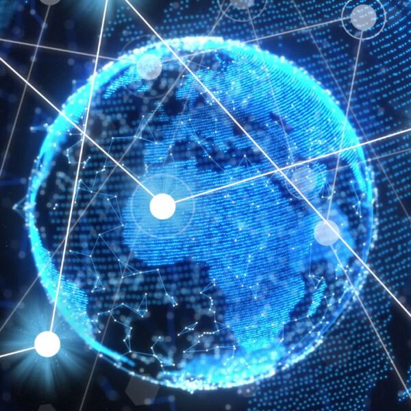 DE-CIX lanceert de eerste Internet Exchange voor Kunstmatige Intelligentie