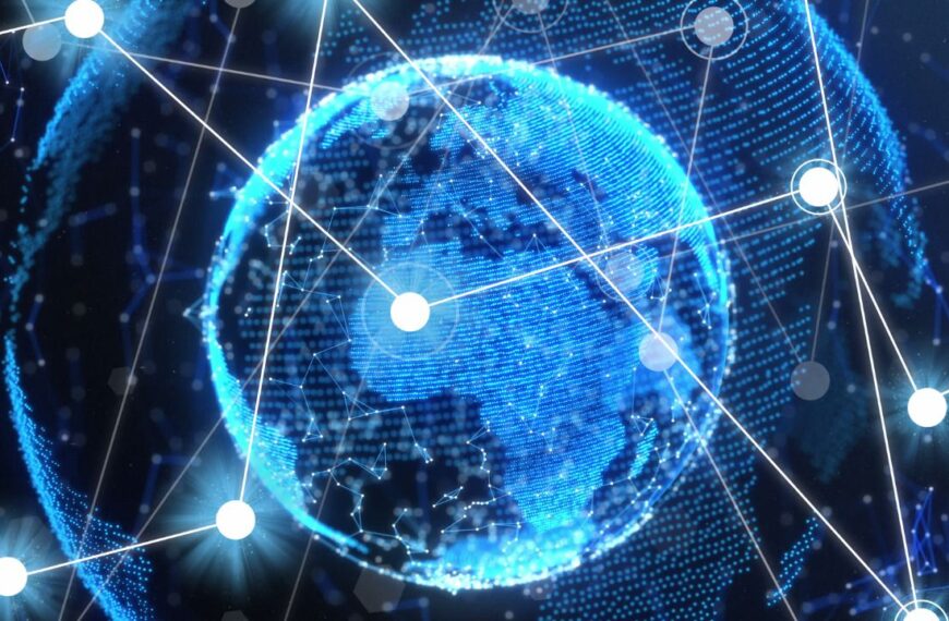 DE-CIX lanceert de eerste Internet Exchange voor Kunstmatige Intelligentie