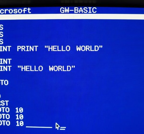 Microsoft Vrijgeeft Oorspronkelijke Broncode van GW-BASIC (1983): Een Tijdcapsule om de Ontstaansgeschiedenis van de PC te Begrijpen