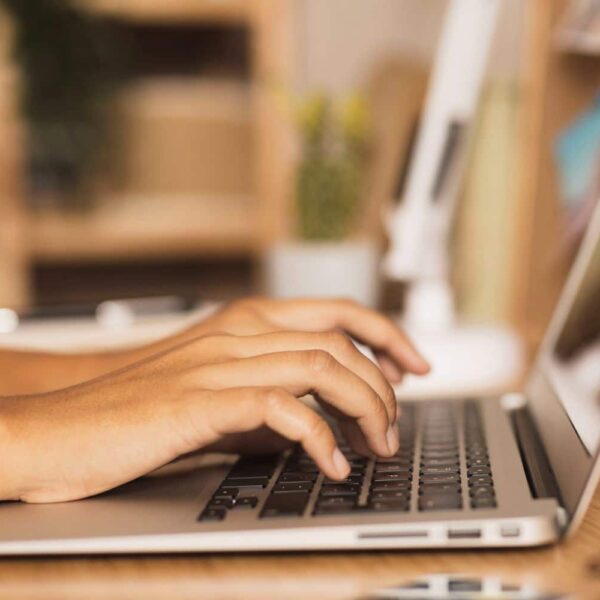 PC-markt in de VS daalt met 1,4% in Q2 2025 ondanks groei in de zakelijke sector