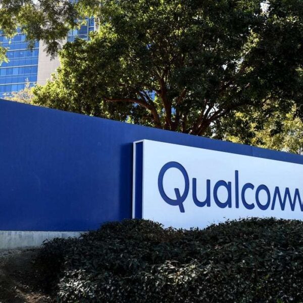 “Qualcomm Behaalt Totale Overwinning Tegen Arm: Rechter Bevestigt Juryvonnis en Valideert Licenties voor Nuvia-kernen”