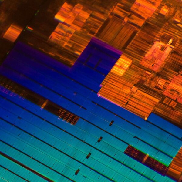 Het Einde van de Moore-wet… of het Begin van ‘Silicium zonder Silicium’? China’s Inzet op Bismuttransistors en Monolithische 3D-technologie