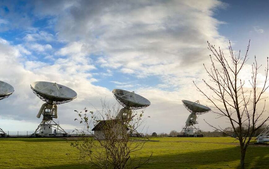 Amazon Kuiper activeert eerste grondstation in Spanje: Santander wordt steunpilaar van satellietinternet tegen Starlink