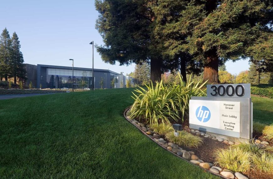 HP ontslaat Enrique Lores en benoemt Bruce Broussard tot interim-CEO onder toenemende marktdruk