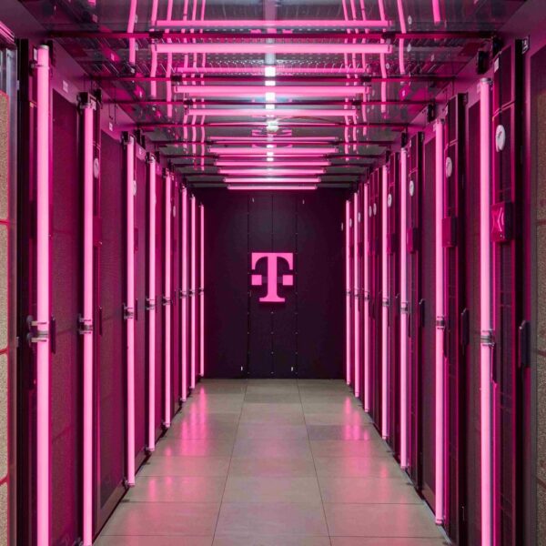Deutsche Telekom lanceert zijn Industrial AI Cloud in München samen met NVIDIA en Polarise