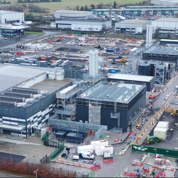 Pure DC en AVK lanceren in Dublin de eerste microgrid voor een datacenter in Europa