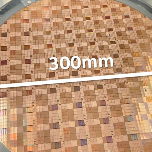 Intel beweert het dunste GaN-chiplet ter wereld en richt zich op netwerken en datacenters