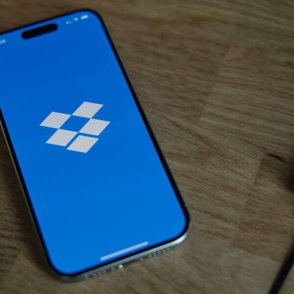 Dropbox opent een nieuw hoofdstuk: Drew Houston stopt als CEO na 19 jaar