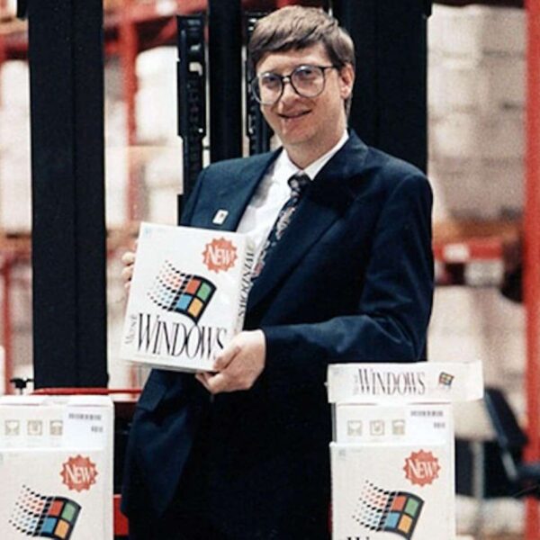 Bill Gates en de banen die de AI zullen doorstaan: programmeren wordt anders, niet irrelevant