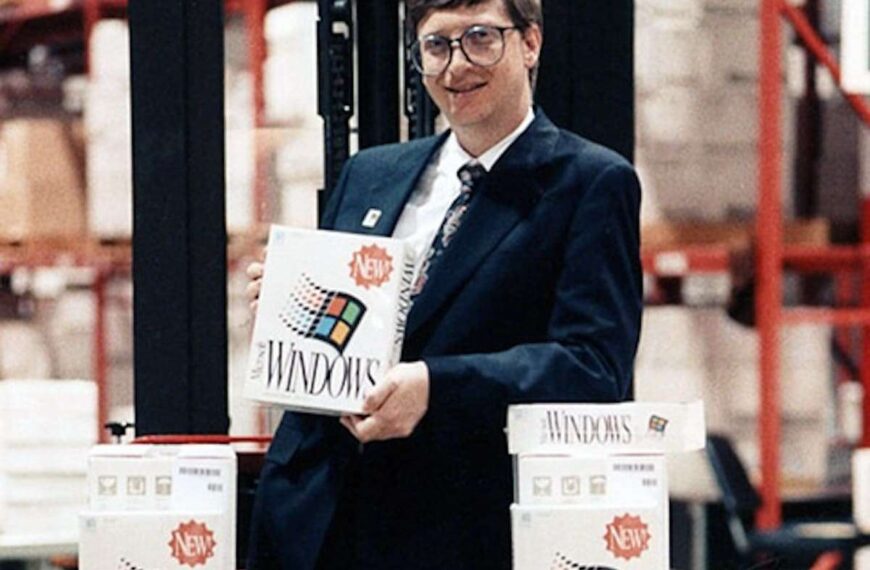 Bill Gates en de banen die de AI zullen doorstaan: programmeren wordt anders, niet irrelevant