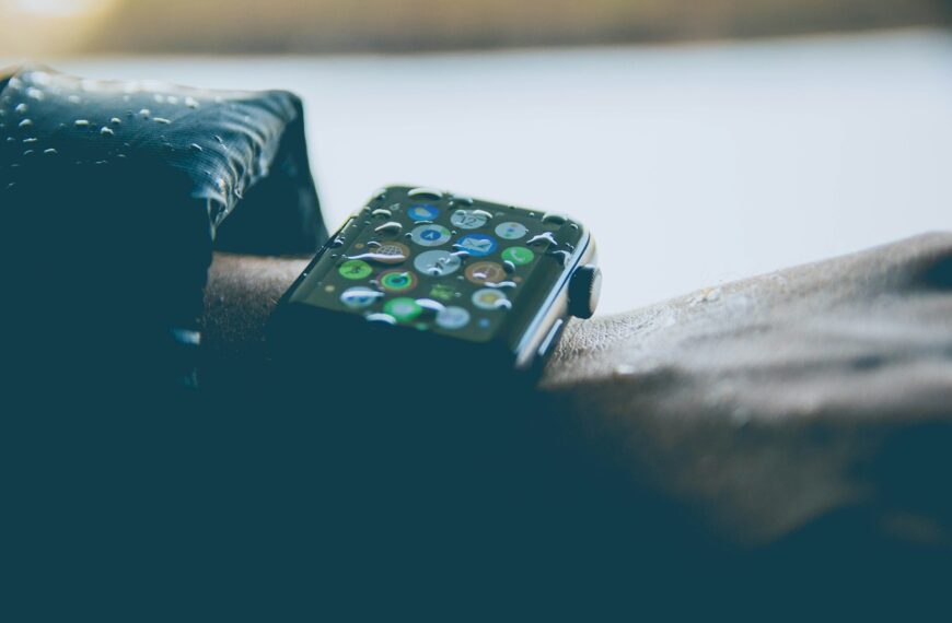 De vervangbare batterij van de EU krijgt uitzonderingen voor smartwatches