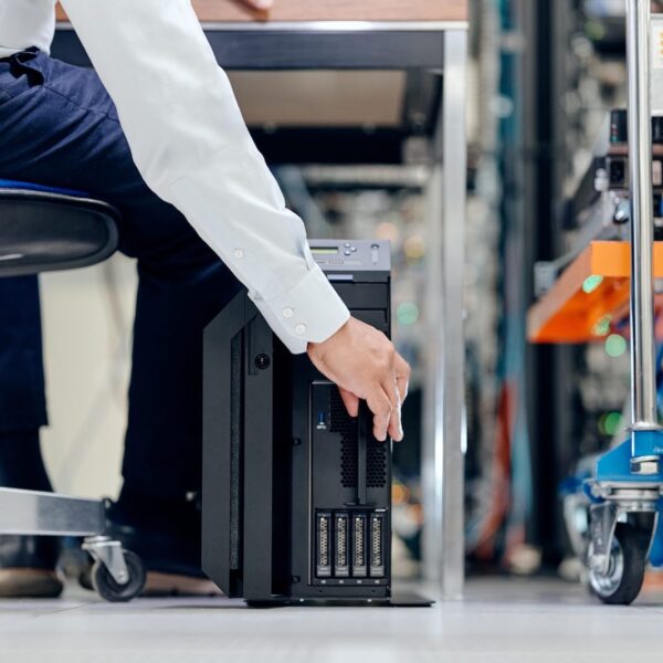 IBM brengt AI-agenten naar Power11 om kritieke systemen te automatiseren