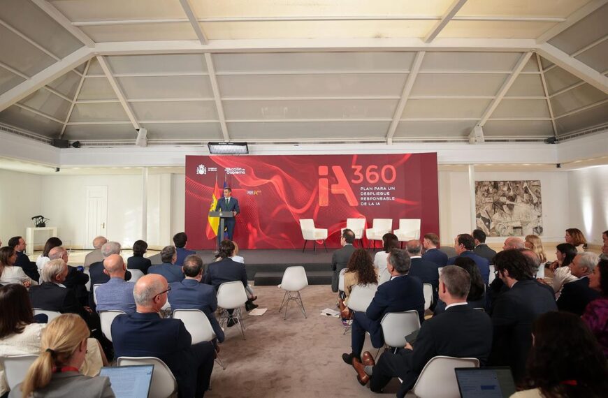 Pedro Sánchez presenteert IA360, het Spaanse plan om de adoptie van AI te versnellen